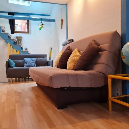 La Maison-Frite, Pour Un Sejour Insolite A Foix ! Ngoại thất bức ảnh